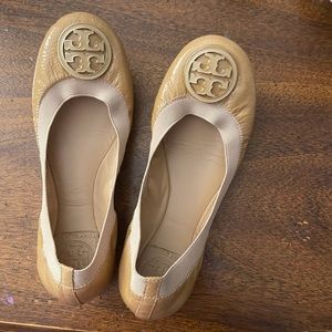 Nude Tory Burch flats size 6 1/2